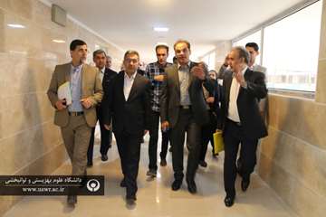 بازدید معاون وزیر بهداشت و هیات رئیسه دانشگاه از مرکز رازی